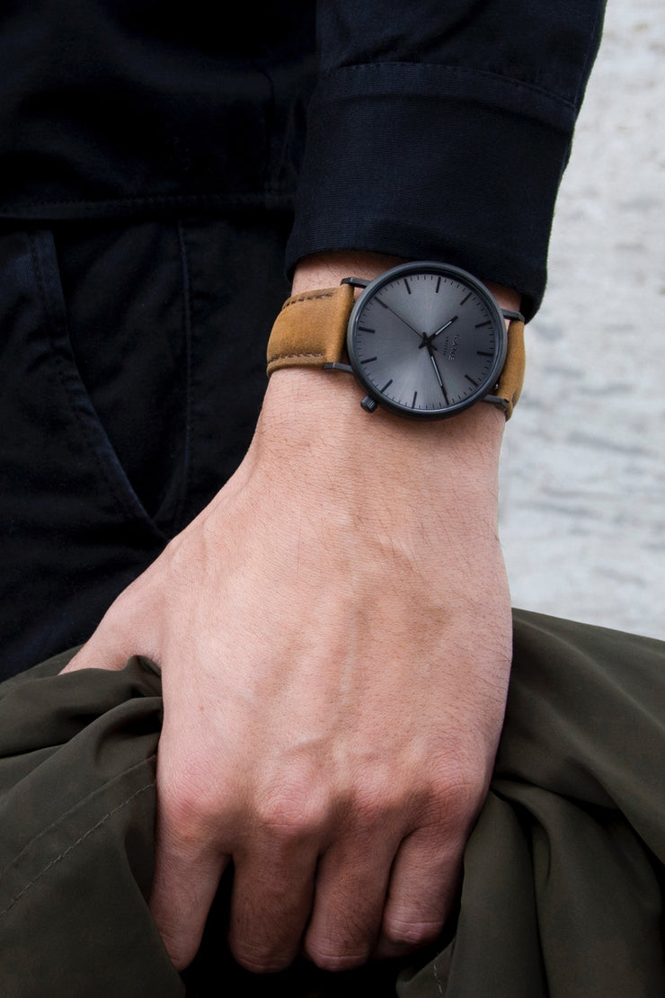 Brown leather shop black watch