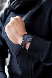 Classic Black Leather Strap (black)